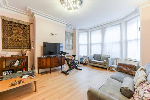 4 bedroom flat for sale, Morpeth Terrace, Pimlico, London, SW1P