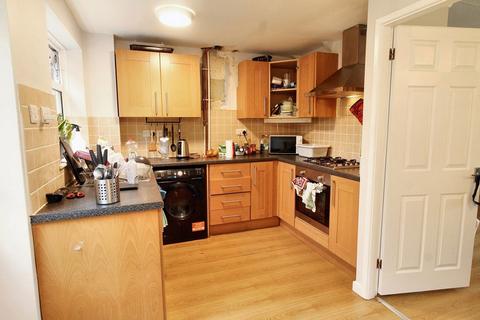 2 bedroom terraced house to rent, Felstead Court, Bramcote, Nottingham, NG9 3EZ