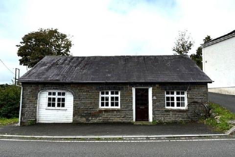 2 bedroom detached house for sale, Llansawel, Llandeilo, Carmarthenshire.