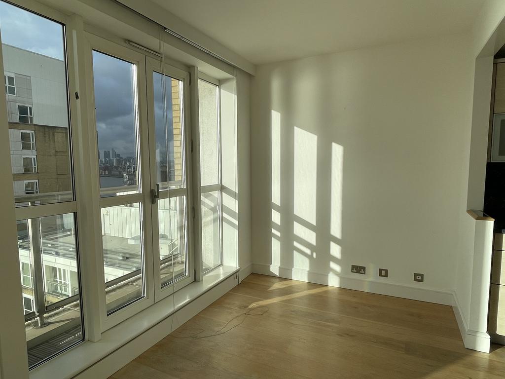 Small Balcony off the breakfast area and kitchen