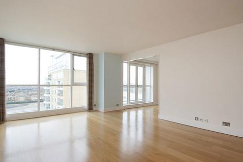 3 bedroom apartment to rent, Westferry Circus, London E14