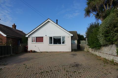 3 bedroom detached bungalow for sale, Manor Road, Selsey