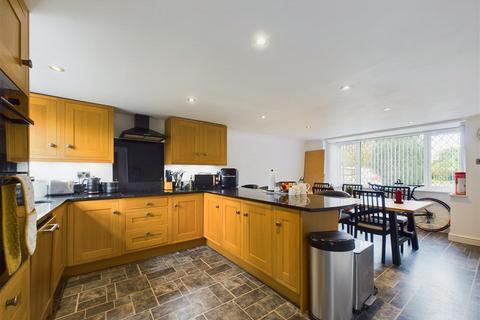 3 Eastfield, Rillington, Malton, YO17 8JN