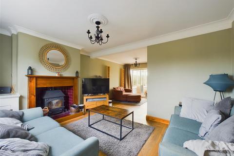 3 Eastfield, Rillington, Malton, YO17 8JN
