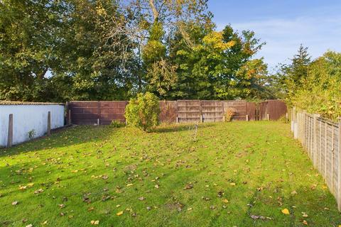 16 Birchwood Fields, Tuffley, Gloucester, GL4 0AL