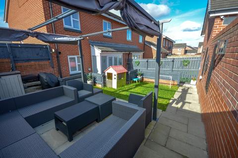 3 bedroom semi-detached house for sale, Lynwood Way, South Shields