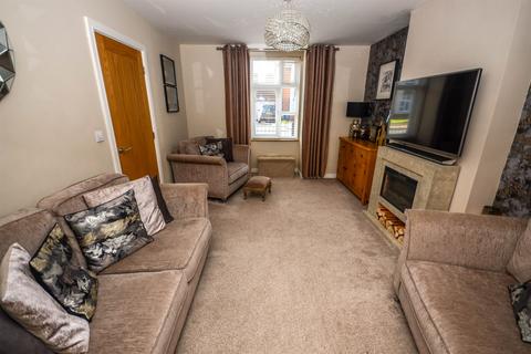 3 bedroom semi-detached house for sale, Lynwood Way, South Shields