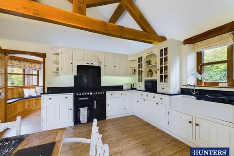 2 bedroom cottage for sale, Stainton, Kendal