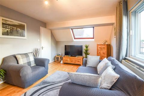 1 bedroom apartment for sale, The Oaks, Ruislip HA4