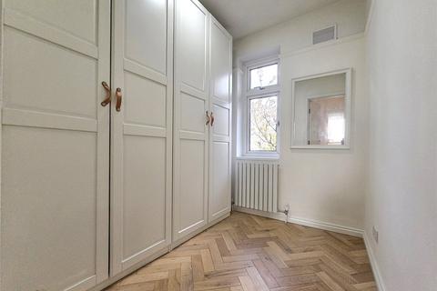 114 Further Green Road, Catford, London, SE6 1JQ