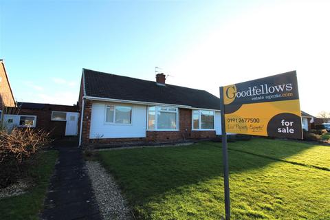 2 bedroom semi-detached bungalow for sale, Angram Walk, Newcastle Upon Tyne NE5