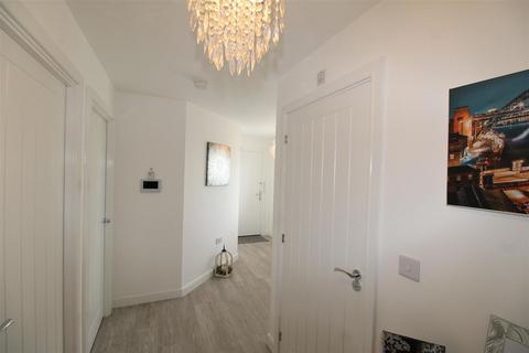 2 bedroom apartment for sale, Kestrel Court, Newcastle Upon Tyne NE15