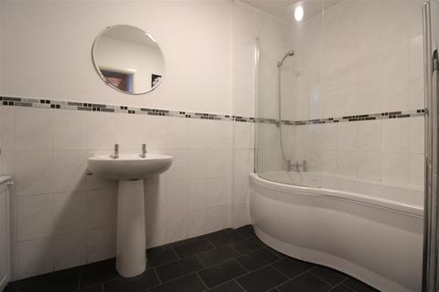 26 Arnside Walk, Newcastle Upon Tyne, NE5 1DY