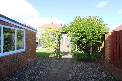 2 bedroom semi-detached house for sale, Westlands, Newcastle Upon Tyne NE5