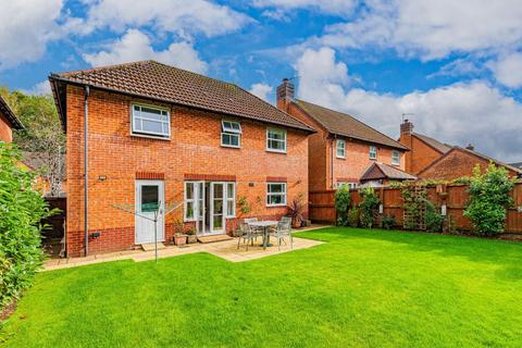 4 bedroom detached house for sale, Clos Llysfaen, Cardiff CF14