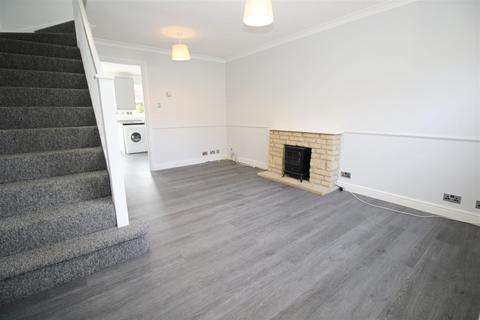 2 bedroom house to rent, Maidenbower, Crawley, West Sussex. RH10 7ZG