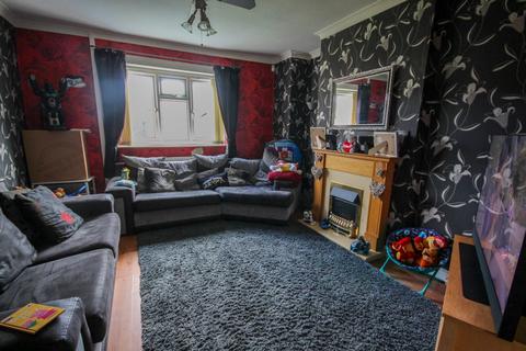 3 bedroom end of terrace house for sale, Spencer Avenue, Scunthorpe, North Lincolnshire, DN15