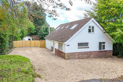 3 bedroom house for sale, Shelley Close, Highcliffe, Christchurch, BH23