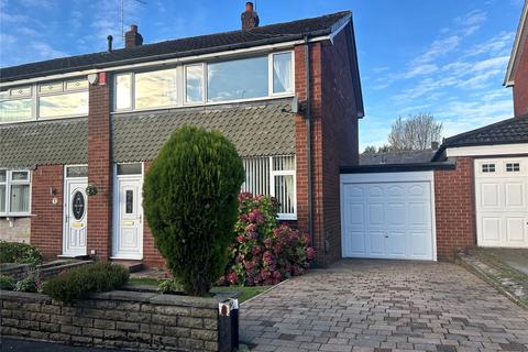 3 bedroom end of terrace house for sale, Holly Grove, Lees, Oldham, Greater Manchester, OL4