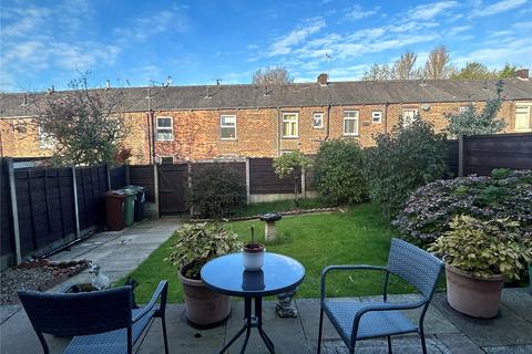 3 bedroom end of terrace house for sale, Holly Grove, Lees, Oldham, Greater Manchester, OL4