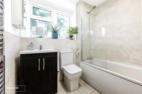 1 bedroom flat for sale, Gordon Road, London, ., W4 3LJ