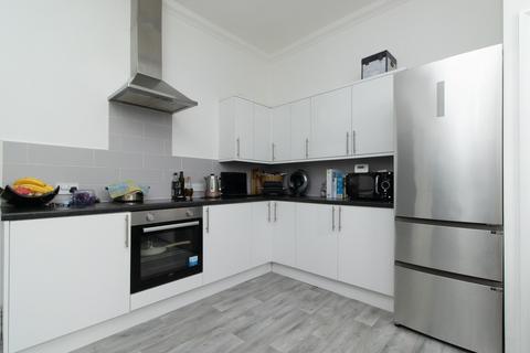 3 bedroom flat for sale, Northdown Road, Margate, CT9