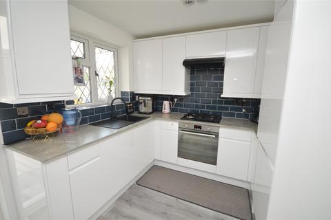 3 bedroom semi-detached house for sale, Turnstone Court, Leeds, West Yorkshire