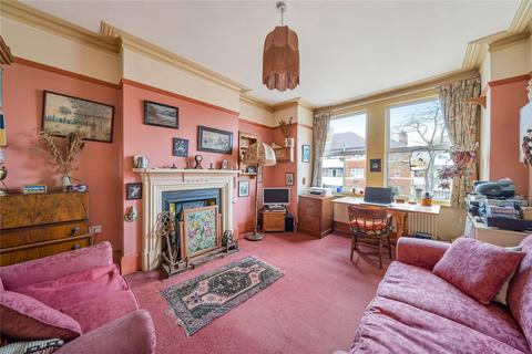 4 bedroom semi-detached house for sale, Wilton Road, London, N10