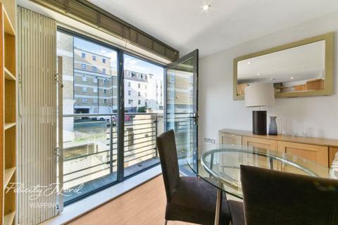 Flat 1, 43 - 45 East Smithfield, London, E1W 1AP