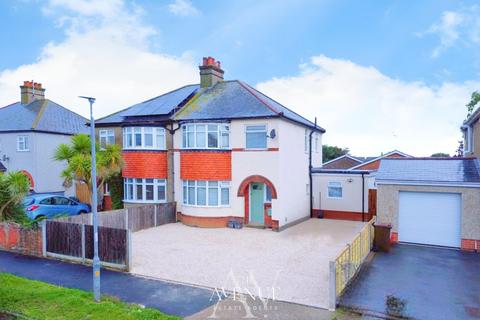 4 bedroom semi-detached house for sale, Upper Branston Road, Clacton-on-sea, Essex, CO15