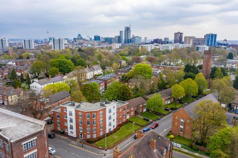 Studio to rent, Bywater House, Birmingham B16