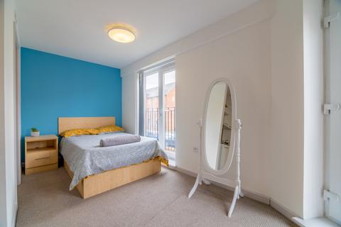 Studio to rent, Bywater House, Birmingham B16