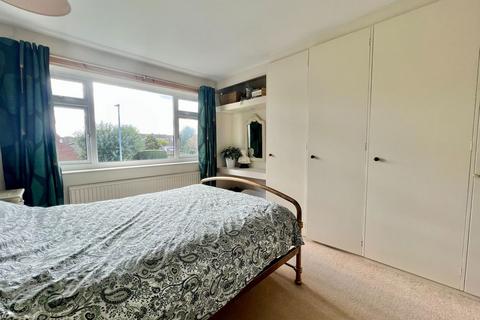 14 Carleton Close, Boston Spa, Wetherby, LS23 6PH