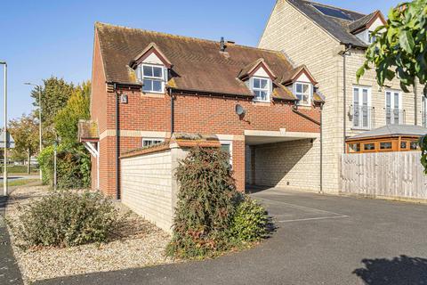 2 bedroom end of terrace house for sale, Reedmace Road, Bicester, OX26