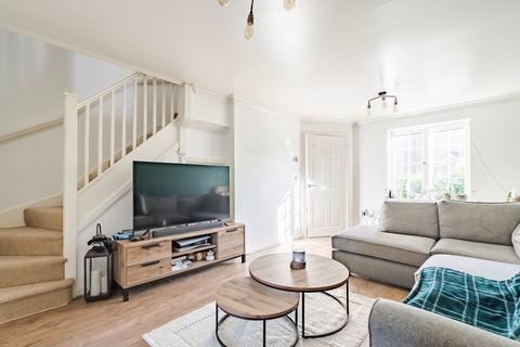 30 Abbeydale, Carlton Colville, Lowestoft, NR33 8WJ