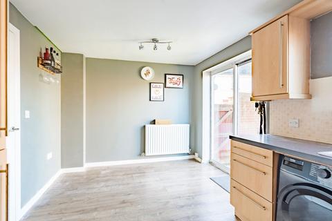 30 Abbeydale, Carlton Colville, Lowestoft, NR33 8WJ