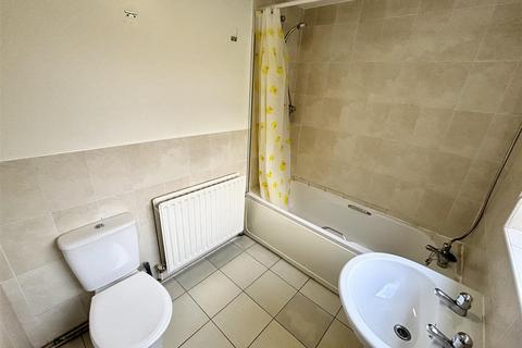 3 bedroom terraced house for sale, Oxford Street, Coalville LE67