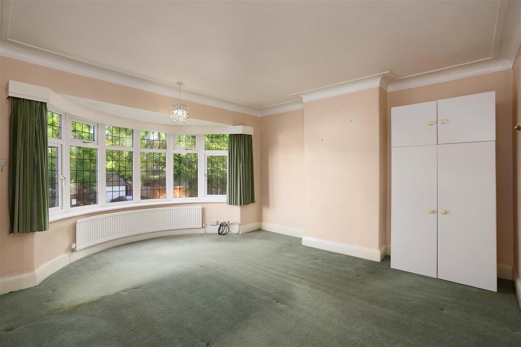 Master Bedroom.jpg