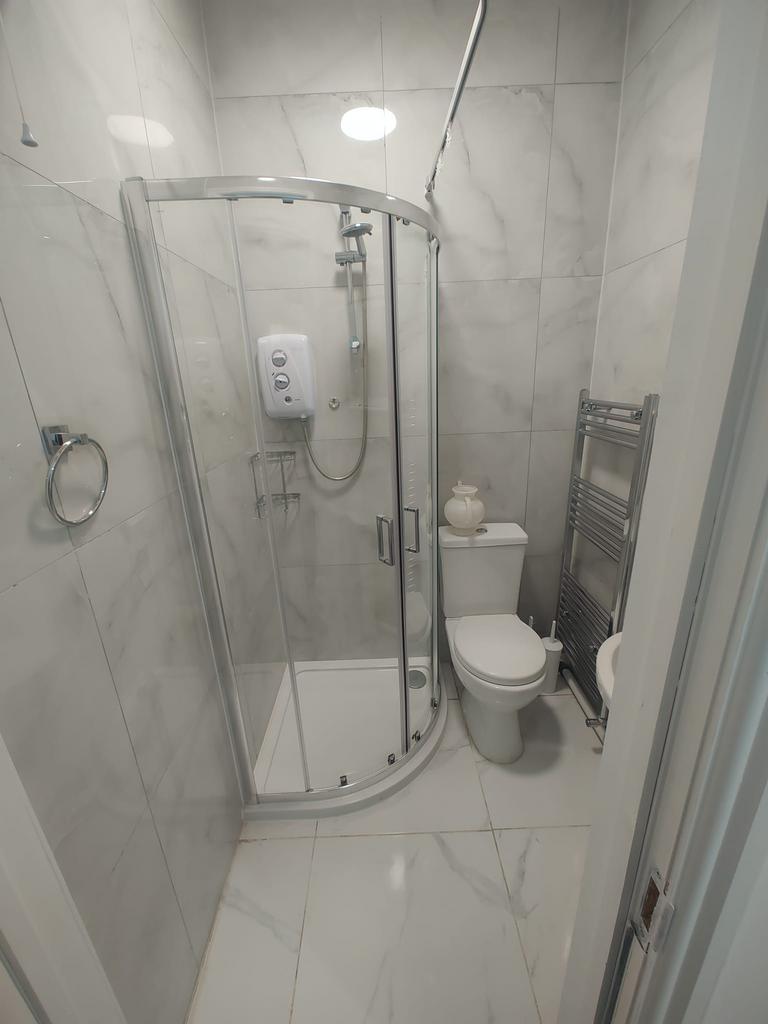 Ensuite bathroom