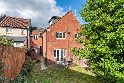 4 bedroom townhouse for sale, Acorn Way, Pool In Wharfedale LS21