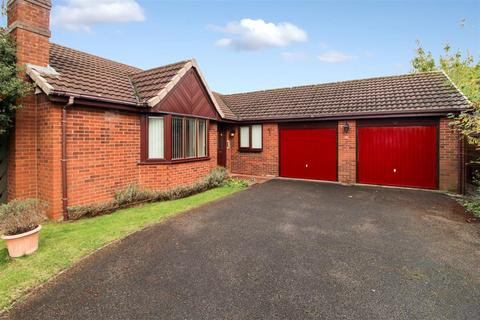 3 bedroom bungalow for sale, St. James Drive, Northallerton DL7