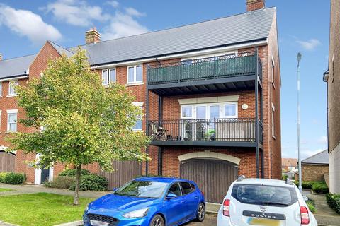 2 bedroom flat for sale, Finberry, Ashford TN25