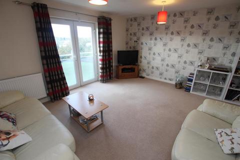 2 bedroom flat to rent, Dixon Close, Redditch, B97 6AJ