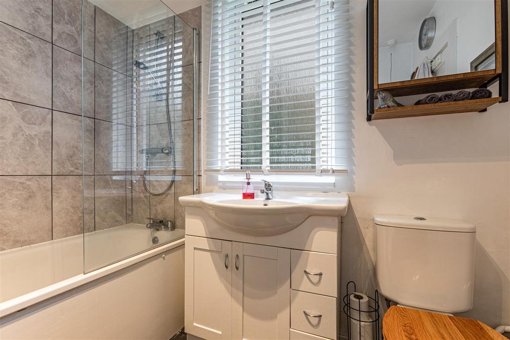88 Glendinning Terrace Galashiels 35.JPG