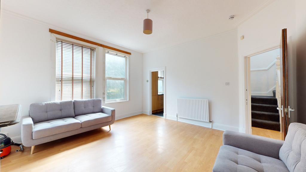 Flat 2 203 Hyde Park