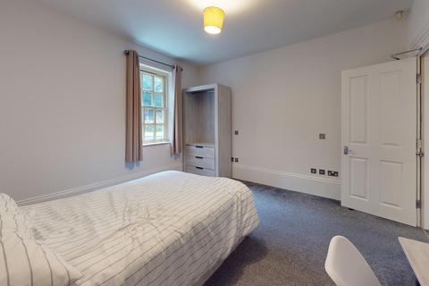 2 bedroom flat to rent, Buckingham House, Leeds LS6