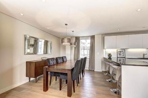 3 bedroom property to rent, Merchant Square East, London W2