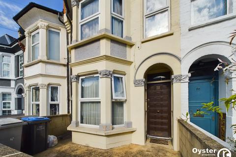 4 bedroom semi-detached house to rent, Churchill Road, London, NW2