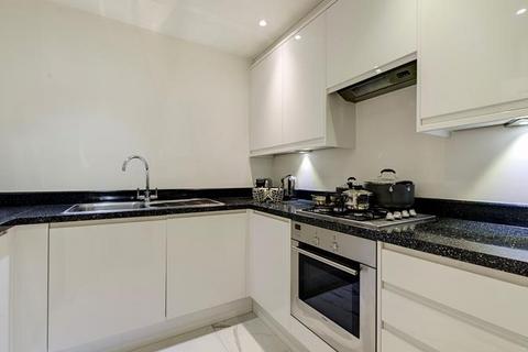 4 bedroom flat to rent, Lexham Gardens, Kensington, London, W8