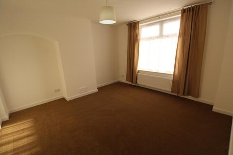 3 bedroom semi-detached house to rent, Connor Road, Dagenham, Essex, RM9